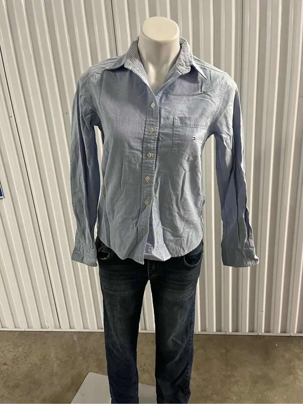 Tommy Hilfiger button down top size 4